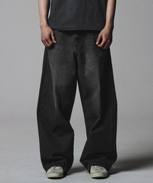 Curved Semi Wide Denim Pants - Black