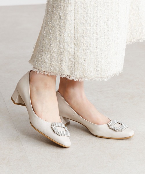 HIMIKO(ヒミコ)の「【HIMIKO】【撥水】4cmヒールパールビジューパンプス/661113(パンプス・レディース・ベージュ/シルバー/ブラック・22.0cm/22.5cm/23.0cm/23.5cm/24.0cm/24.5cm/25.0cm/25.5cm)」の15枚目の写真