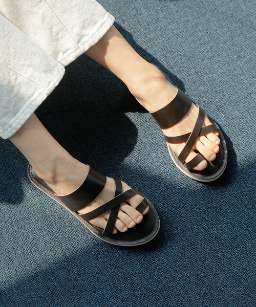 CHUBASCO LEON CL2007 ALL DK. BROWN（サンダル）｜Chubasco