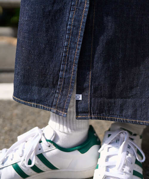 FREAK'S STORE(フリークスストア)の「SOMETHING × FREAK'S STORE/サムシング 別注 DENIM SHIRTS ONE PIECE/デニム シャツ ワンピース(シャツワンピース・レディース・ネイビー/サックスブルー・SMALL/MEDIUM)」の18枚目の写真