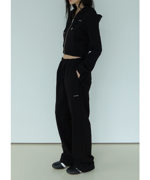 MINA SONG(ミナソン)の「BASIC ZIP UP HOODIE - BLACK(パーカー・レディース・その他・FREE)」の4枚目の写真