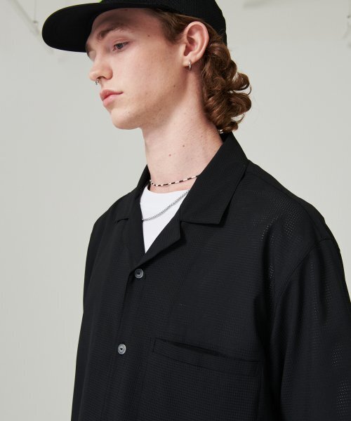 Open Collar Cooling Punching Shirt Black