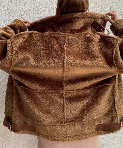 merrylatte（メリーラテ）の「ベルトデザインパイピングムートンファージャケット【Primaras】（その他アウター・レディース・ダークブラウン/アイボリー・M/L）」の8枚目の写真