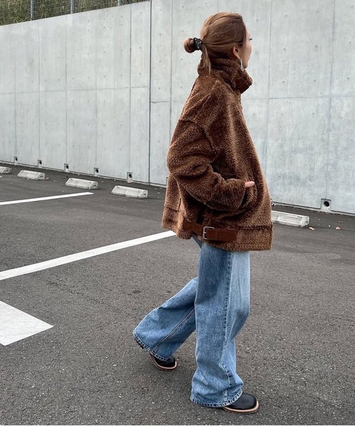 merrylatte（メリーラテ）の「ベルトデザインパイピングムートンファージャケット【Primaras】（その他アウター・レディース・ダークブラウン/アイボリー・M/L）」の11枚目の写真