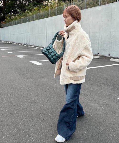 merrylatte（メリーラテ）の「ベルトデザインパイピングムートンファージャケット【Primaras】（その他アウター・レディース・ダークブラウン/アイボリー・M/L）」の16枚目の写真