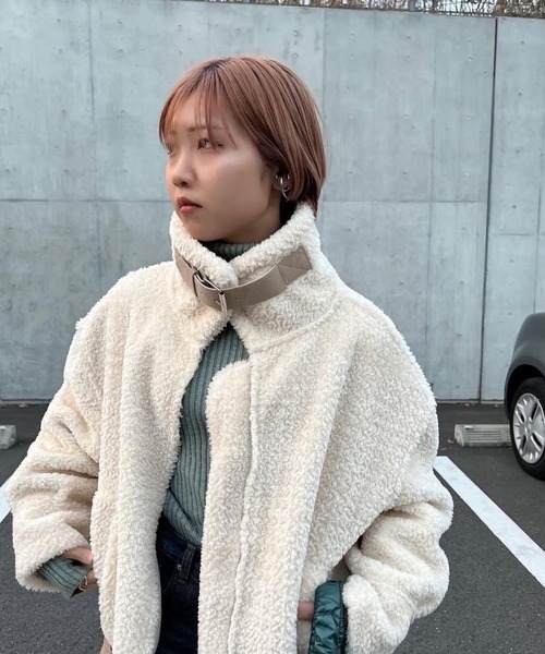 merrylatte（メリーラテ）の「ベルトデザインパイピングムートンファージャケット【Primaras】（その他アウター・レディース・ダークブラウン/アイボリー・M/L）」の17枚目の写真