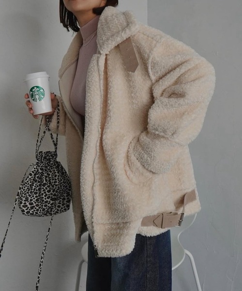 merrylatte（メリーラテ）の「ベルトデザインパイピングムートンファー 