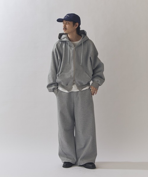 Unhappy birthday 構文 ビッグパーカー Lサイズ Lui's（ルイス）の「リラックス フードジップブルゾン（パーカー