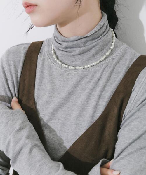 SMELLY（スメリー）の「パールメタルビーズネックカフ（ネックレス・レディース・ホワイト系その他・-）」の6枚目の写真