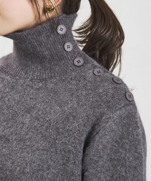 31 Sons de mode（トランテアン　ソン　ドゥ　モード）の「2025秋冬新作 一部店舗限定 サイドボタンハイネックニット（ニット/セーター・レディース・グレー/ホワイト・ﾌﾘ-）」の19枚目の写真