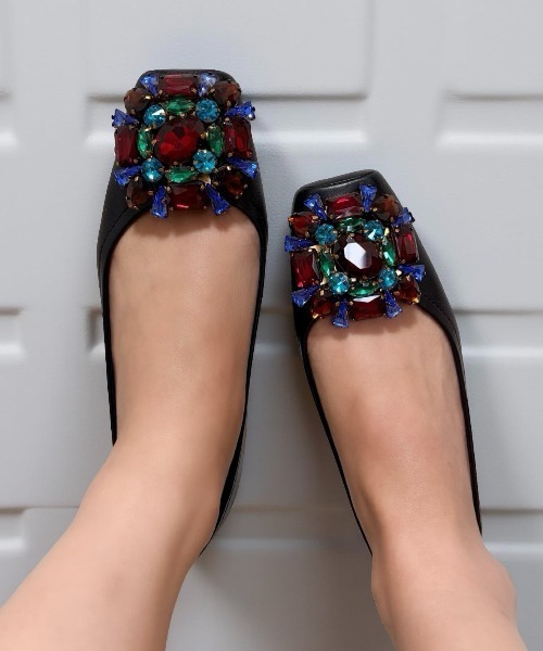 Jeffrey Campbell(ジェフリーキャンベル)の「カラービジュー スクエアトゥバレエシューズ(バレエシューズ・レディース・ブラック/ナチュラル・35/36/37/38/39)」の1枚目の写真