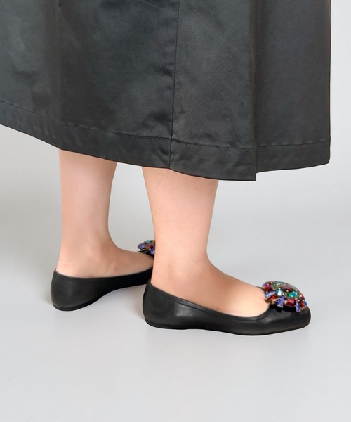 Jeffrey Campbell(ジェフリーキャンベル)の「カラービジュー スクエアトゥバレエシューズ(バレエシューズ・レディース・ブラック/ナチュラル・35/36/37/38/39)」の6枚目の写真