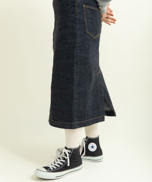 My Fav. CHILD WOMAN（マイファブチャイルドウーマン）の「11.36ozムラ糸デニム ミディアムタイトスカート（デニムスカート・レディース・ネイビー・36/38）」の3枚目の写真