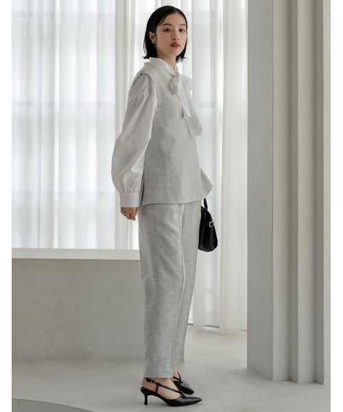 Re:EDIT（リエディ）の「[大きいサイズ有]モノトーンツイードVネックベスト（ベスト・レディース・ブラック/アイボリー・MEDIUM/LARGE/X-LARGE）」の17枚目の写真