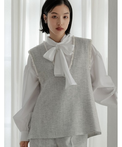 Re:EDIT（リエディ）の「[大きいサイズ有]モノトーンツイードVネックベスト（ベスト・レディース・ブラック/アイボリー・MEDIUM/LARGE/X-LARGE）」の18枚目の写真