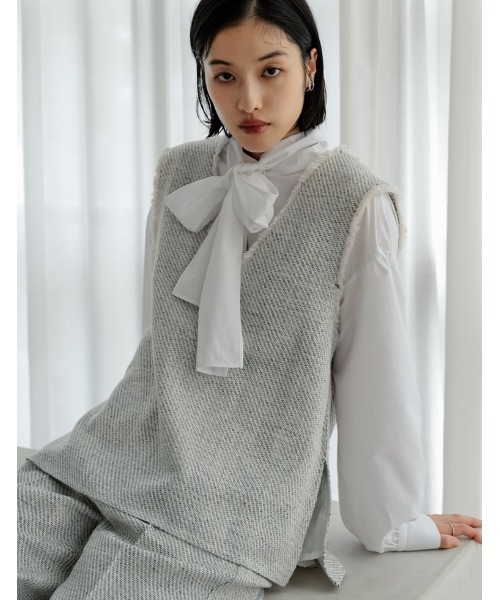 Re:EDIT（リエディ）の「[大きいサイズ有]モノトーンツイードVネックベスト（ベスト・レディース・ブラック/アイボリー・MEDIUM/LARGE/X-LARGE）」の19枚目の写真