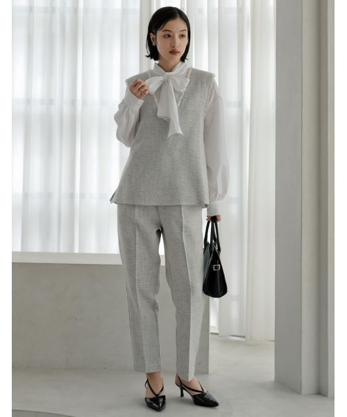 Re:EDIT（リエディ）の「[大きいサイズ有]モノトーンツイードVネックベスト（ベスト・レディース・ブラック/アイボリー・MEDIUM/LARGE/X-LARGE）」の16枚目の写真