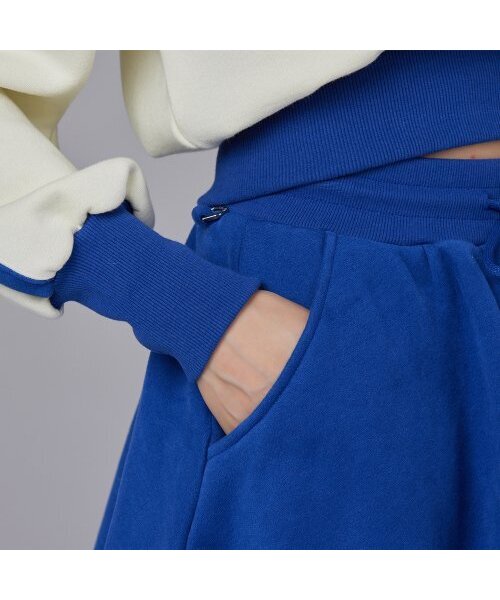 J.JANE(ジェイジェーン)の「カラー配色スウェットセット (ディープブルー)(セットアップ・レディース・ダークブルー・ONE SIZE)」の6枚目の写真
