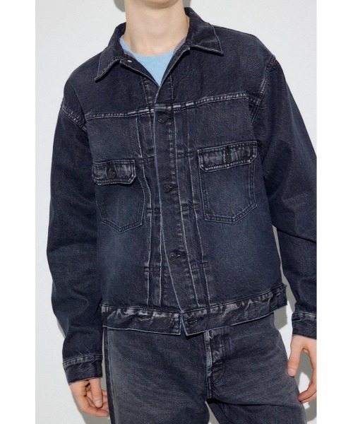 AZUL by moussy（アズールバイマウジー）の「セカンドタイプデニムジャケット（デニムジャケット・メンズ・ブラック/ブルー/ワンウォッシュ・LARGE/MEDIUM/SMALL）」の4枚目の写真