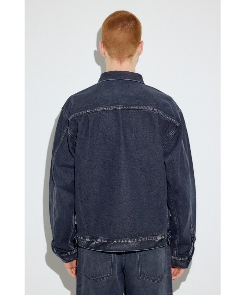 AZUL by moussy（アズールバイマウジー）の「セカンドタイプデニムジャケット（デニムジャケット・メンズ・ブラック/ブルー/ワンウォッシュ・LARGE/MEDIUM/SMALL）」の10枚目の写真