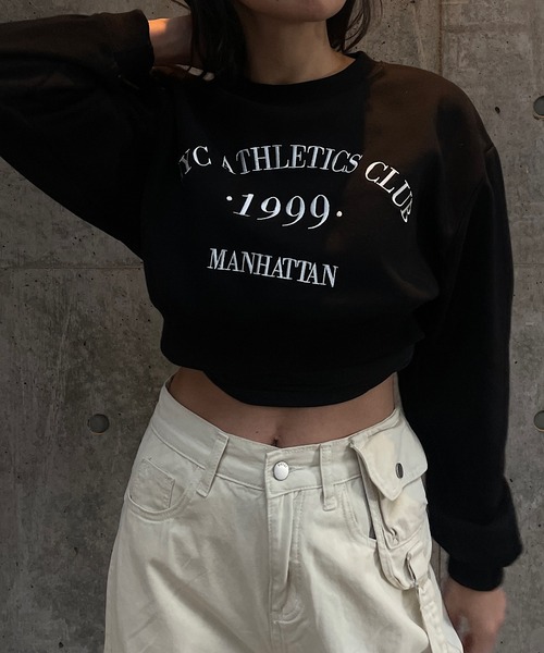 ROGER AND RAW（ロジャーアンドロウ）の「ショート丈ロゴ刺繍スウェットトップス（Tシャツ/カットソー・レディース・ホワイト/ブラック/ネイビー/グレー・FREE）」の6枚目の写真