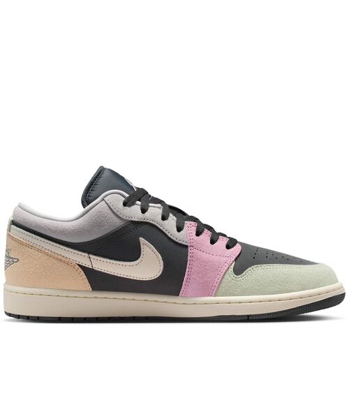 JORDAN BRAND(ジョーダンブランド)の「エア ジョーダン 1 LOW SE メンズシューズ / Air Jordan 1 Low SE Men's Shoes IB7109-004 Anthracite(スニーカー・メンズ・スミクロ・28.5/29/29.5/30/25/26/27/28/25.5/26.5/27.5)」の3枚目の写真