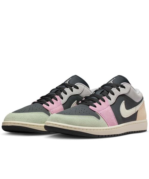 JORDAN BRAND(ジョーダンブランド)の「エア ジョーダン 1 LOW SE メンズシューズ / Air Jordan 1 Low SE Men's Shoes IB7109-004 Anthracite(スニーカー・メンズ・スミクロ・28.5/29/29.5/30/25/26/27/28/25.5/26.5/27.5)」の5枚目の写真
