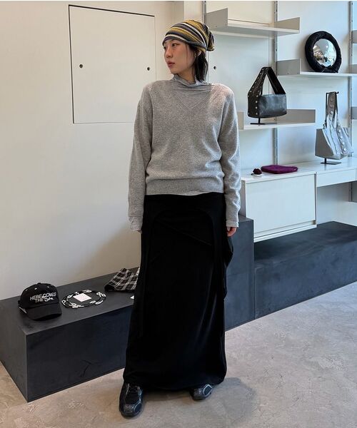 DIAGONAL(ダイアゴナル)の「DIAGONAL BUTTON SLIT TOP (3color)(Tシャツ/カットソー・レディース・ブラック/ライトグレー/レッド・FREE)」の14枚目の写真