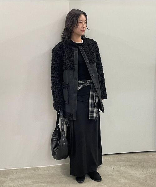 DIAGONAL(ダイアゴナル)の「DIAGONAL BUTTON SLIT TOP (3color)(Tシャツ/カットソー・レディース・ブラック/ライトグレー/レッド・FREE)」の9枚目の写真