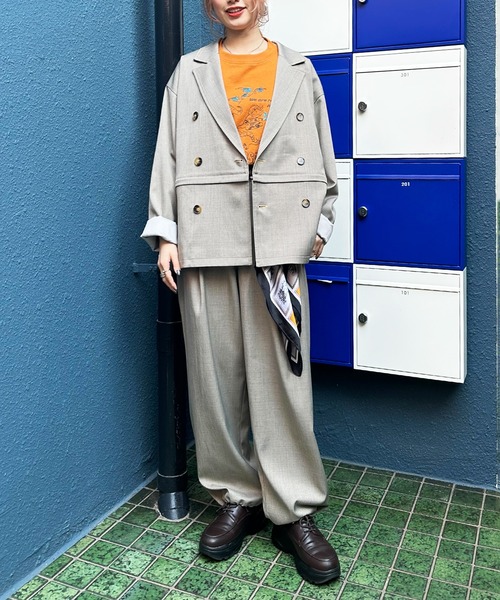DOUBLE NAME(ダブルネーム)の「配色ステッチ裾ドロストパンツ(その他パンツ・レディース・グレー/オフホワイト/ブラック・FREE)」の18枚目の写真