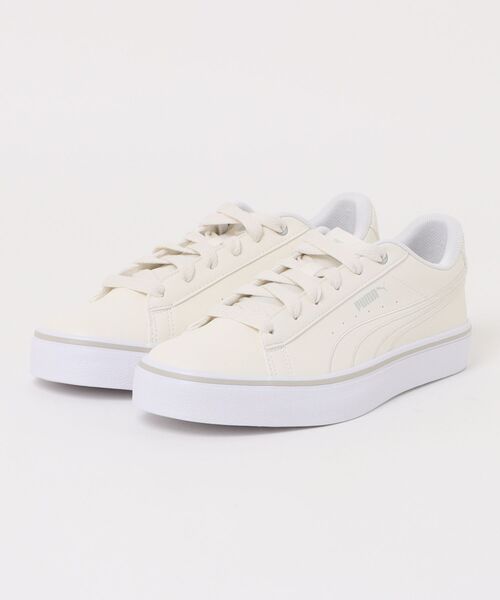 PUMA(プーマ)の「【PUMA】プーマ V コート バルク EB(スニーカー・レディース・ホワイト・25.0cm/24.5cm/24.0cm/23.5cm/23.0cm/22.5cm)」の1枚目の写真