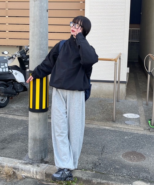 UNDERSTATEMENTs（アンダーステイトメント）の「【ユニセックス】スタンドネックナイロンブルゾン/ルーズ/チェック&無地（ブルゾン・メンズ・ブラック系その他/ブラック・LARGE/MEDIUM）」の16枚目の写真