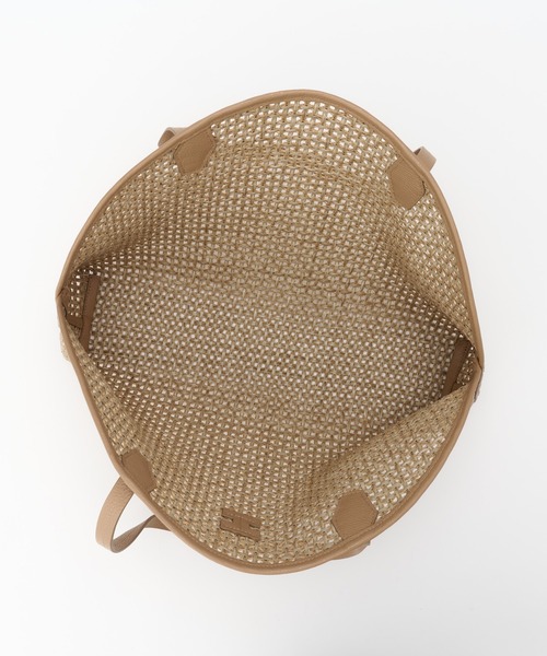 IACUCCI（イアクッチ）の「【予約】アクイローネ PAGLIA CATENA/CERVO（トートバッグ・レディース・キャメル・FREE）」の9枚目の写真