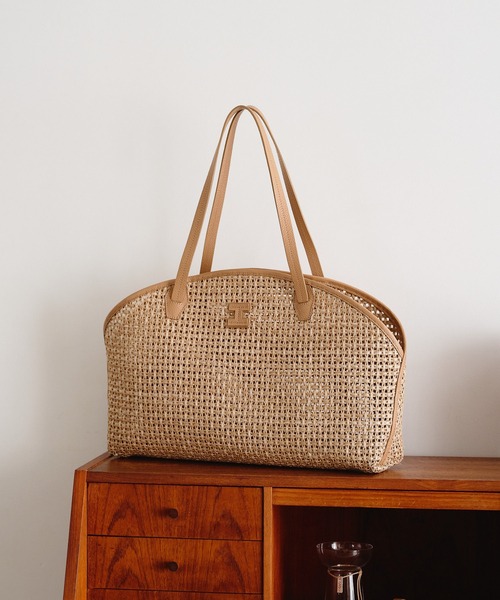 IACUCCI（イアクッチ）の「【予約】アクイローネ PAGLIA CATENA/CERVO（トートバッグ・レディース・キャメル・FREE）」の10枚目の写真