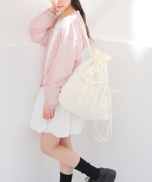 Honeys（ハニーズ）の「リボン付ナップサック（バックパック/リュック・レディース・ホワイト系その他/ピンク/サックスブルー/ブラック/ブラック系その他・FREE）」の7枚目の写真