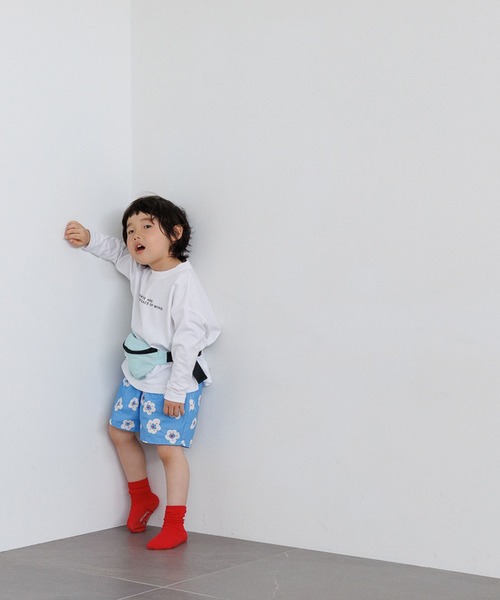 LOWRYS FARM（ローリーズファーム）の「ロゴフォトロンＴ　656104（Tシャツ/カットソー・キッズ・チャコールグレー/オフホワイト/アイボリー/ピンクベージュ・130cm/110cm/140cm/150cm/120cm）」の5枚目の写真