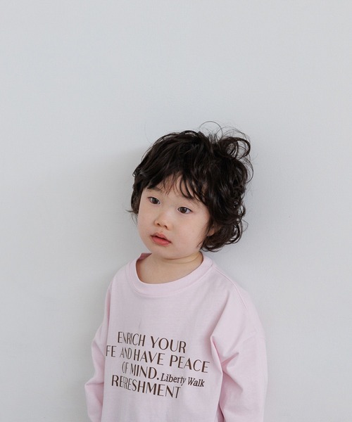 LOWRYS FARM（ローリーズファーム）の「ロゴフォトロンＴ　656104（Tシャツ/カットソー・キッズ・チャコールグレー/オフホワイト/アイボリー/ピンクベージュ・130cm/110cm/140cm/150cm/120cm）」の14枚目の写真