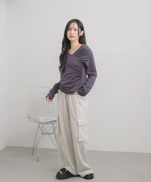 RETRO GIRL(レトロガール)の「ドレープデザインCT(Tシャツ/カットソー・レディース・チャコールグレー/ナチュラル/ピンク・FREE)」の16枚目の写真