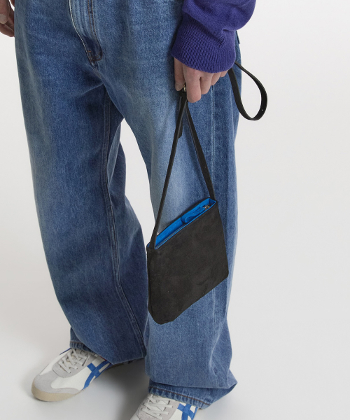 NOHANT(ノアン)の「MINI CROSSBODY BAG BLACK(メッセンジャーバッグ・メンズ・ブラック・FREE)」の2枚目の写真