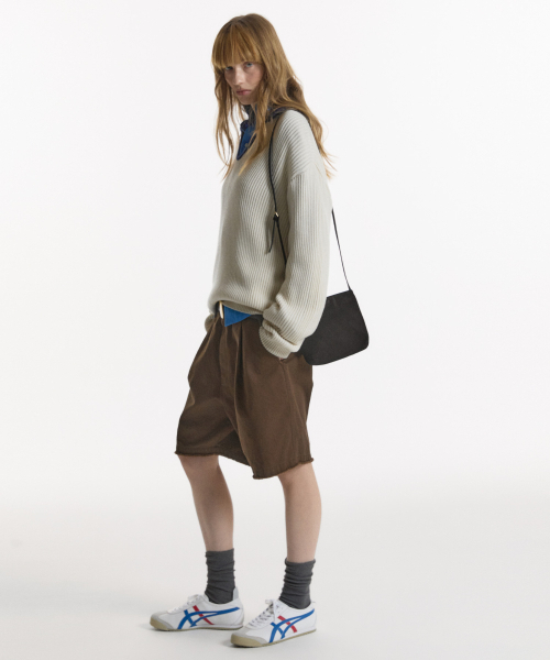 NOHANT(ノアン)の「MINI CROSSBODY BAG BLACK(メッセンジャーバッグ・メンズ・ブラック・FREE)」の4枚目の写真