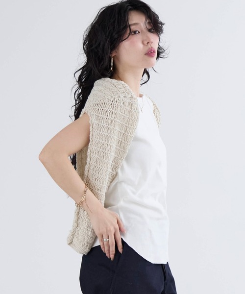 HANES（ヘインズ）の「【Hanes】スリーブレスTシャツ（Tシャツ/カットソー・レディース・オフホワイト/ブラック・FREE）」の4枚目の写真