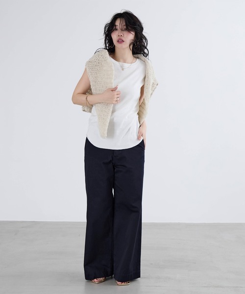 HANES（ヘインズ）の「【Hanes】スリーブレスTシャツ（Tシャツ/カットソー・レディース・オフホワイト/ブラック・FREE）」の5枚目の写真