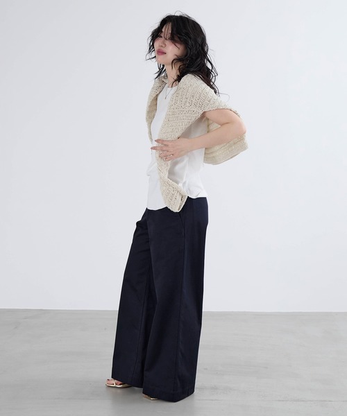 HANES（ヘインズ）の「【Hanes】スリーブレスTシャツ（Tシャツ/カットソー・レディース・オフホワイト/ブラック・FREE）」の6枚目の写真