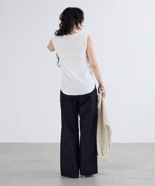 HANES（ヘインズ）の「【Hanes】スリーブレスTシャツ（Tシャツ/カットソー・レディース・オフホワイト/ブラック・FREE）」の15枚目の写真