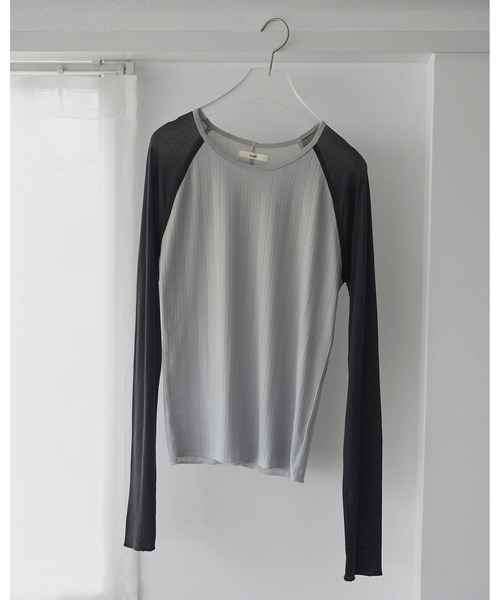 anuke(アンヌーク)の「Sheer Raglan T-Shirts(Tシャツ/カットソー・レディース・クリーム/ブルー系その他・FREE)」の7枚目の写真