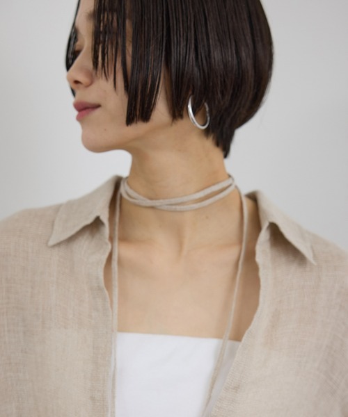 SALON adam et rope'(サロン アダム エ ロペ)の「リネンカラミスキッパーシャツ / イージーケア(シャツ/ブラウス・レディース・オフホワイト/ベージュ・FREE)」の13枚目の写真