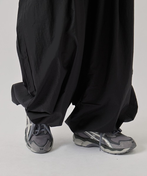 ASICS(アシックス)の「【ASICS/アシックス】GEL-NYC 2055/ゲルエヌワイシー/スニーカー(スニーカー・レディース・グレー・24.5/24/23.5)」の15枚目の写真
