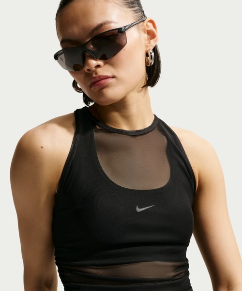 NIKE（ナイキ）の「NIKE AS WMNS NSW SHEER TANK / ナイキ ウィメンズ NSW シアー タンクトップ 【SP】（タンクトップ・レディース・ブラック/ベージュ・S/M/L）」の3枚目の写真