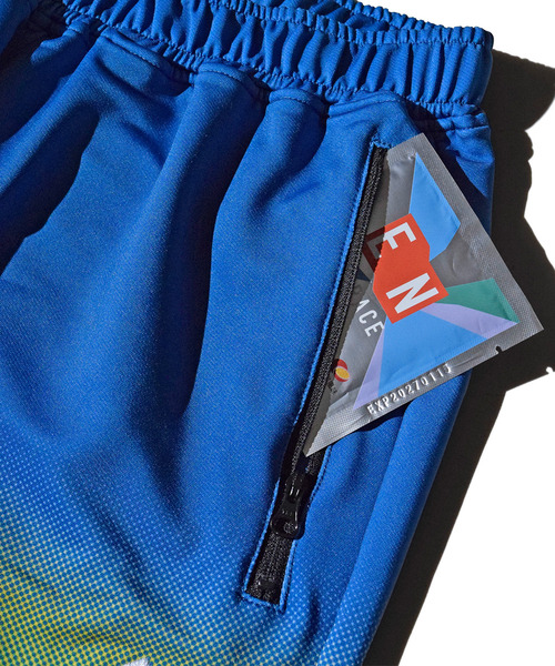 ELDORESO(エルドレッソ)の「Tsegay Track Pants / ツェガイトラックパンツ(スウェットパンツ・メンズ・ブルー・LARGE/MEDIUM/SMALL)」の5枚目の写真
