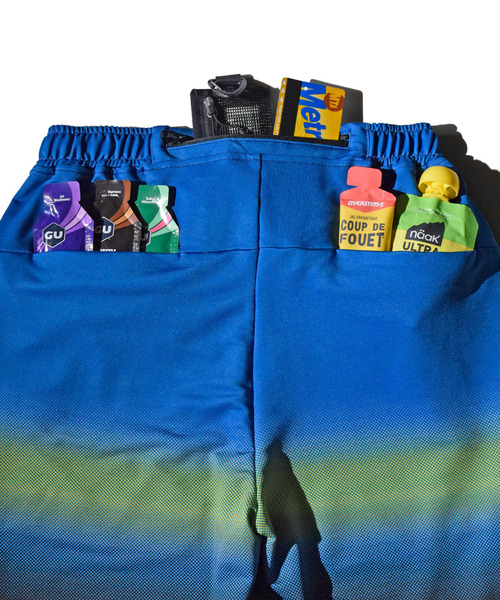 ELDORESO(エルドレッソ)の「Tsegay Track Pants / ツェガイトラックパンツ(スウェットパンツ・メンズ・ブルー・LARGE/MEDIUM/SMALL)」の6枚目の写真